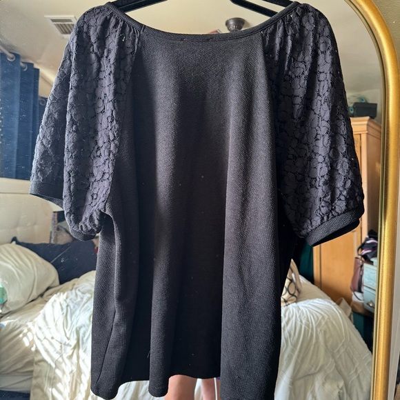 Plus Carmen lace puff sleeve top 1x - Picture 5 of 6